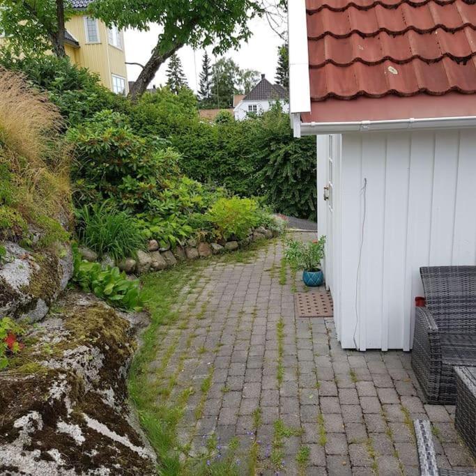 Lys Og Lettstelt Leilighet Med Utsikt Over Byen Apartment Санефьор Екстериор снимка